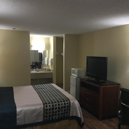 Navasota Inn Екстериор снимка
