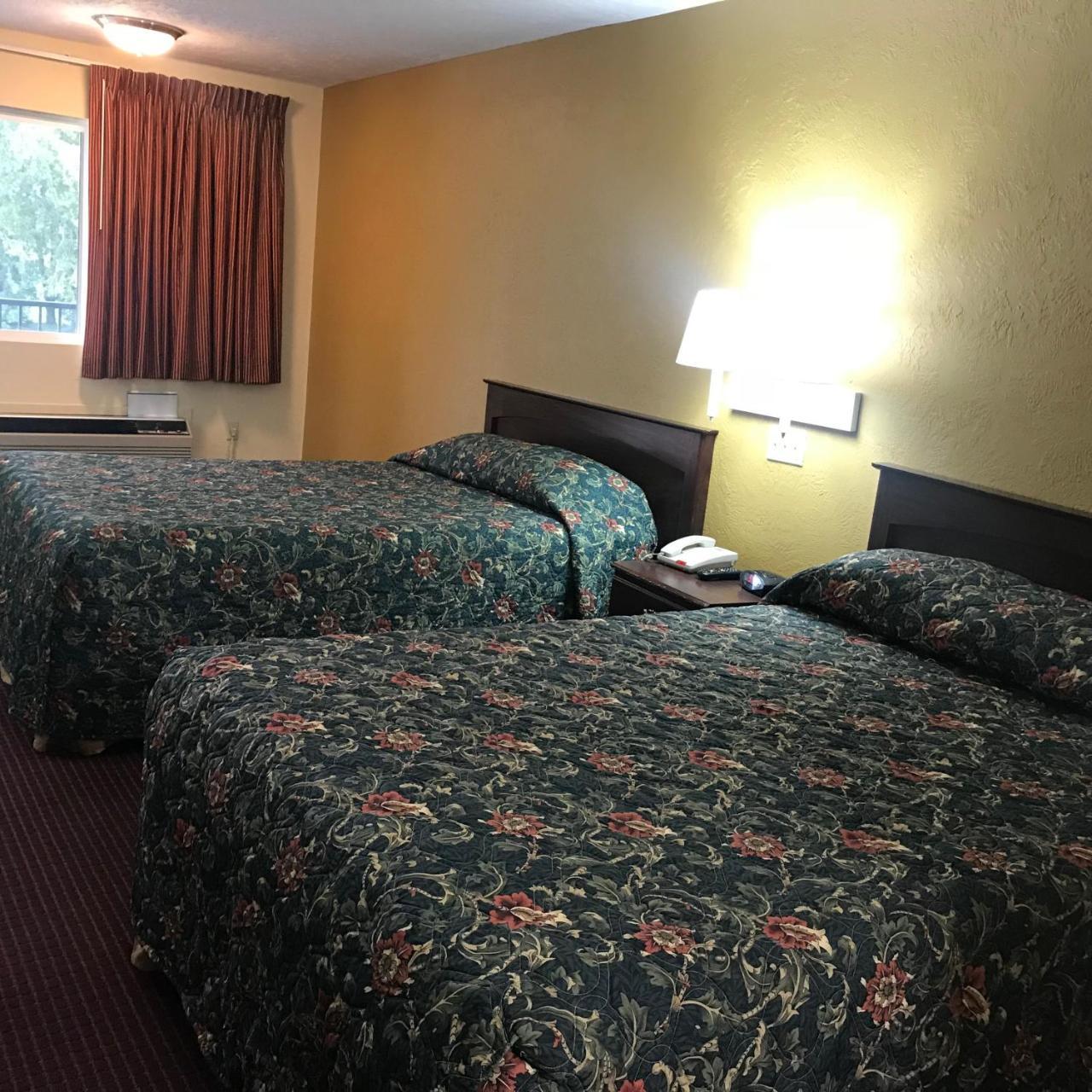 Navasota Inn Екстериор снимка